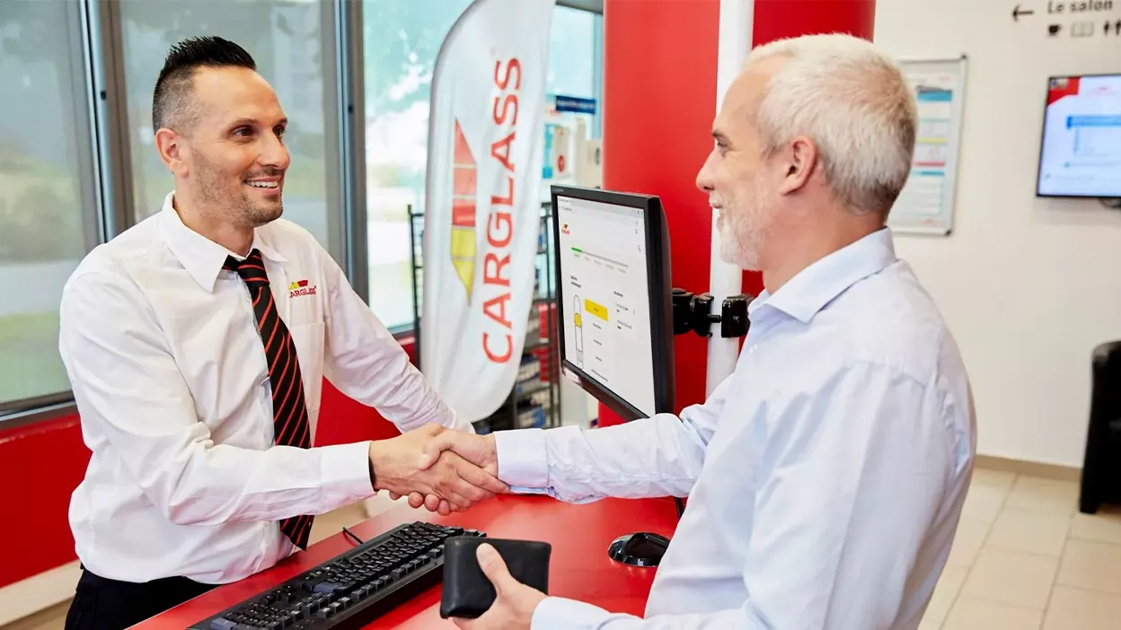 client-qui-n-avance-pas-les-frais-chez-carglass